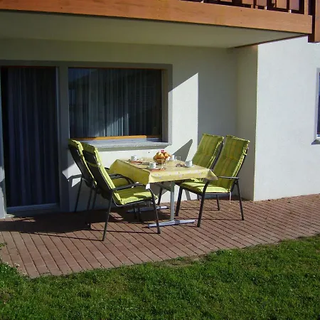 Cozy Near Forest In Betten Appartement